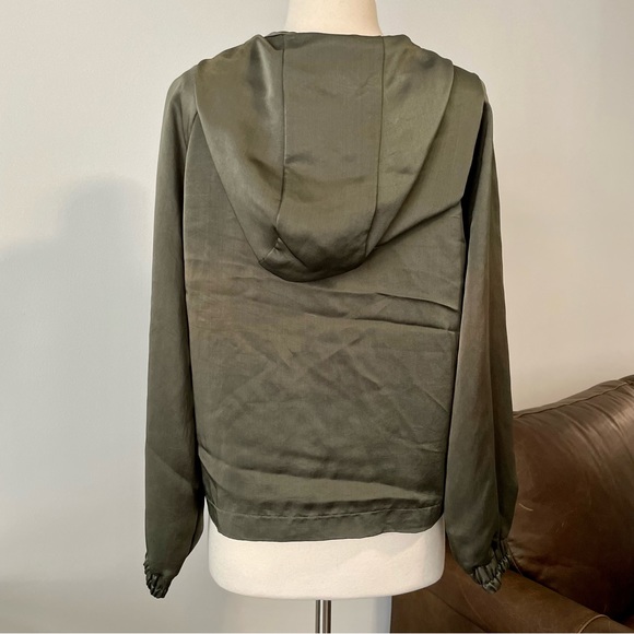 Zara Green Satin Bomber - Picture 6 of 8
